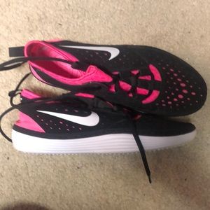 Nike solar soft